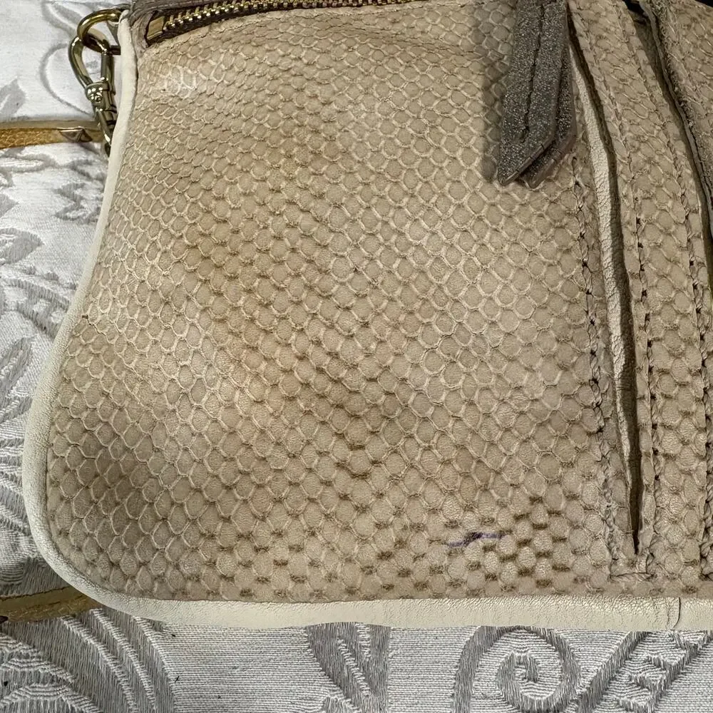 VTG FOSSIL Women’s Leather Crossbody Bag Purse Small Normcore Capsule Wardrobe
